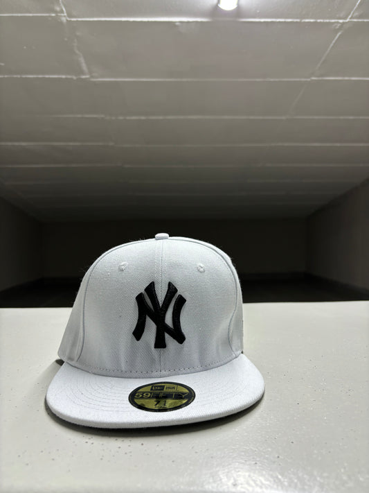 White New York Yankees 59FIFTY Fitted